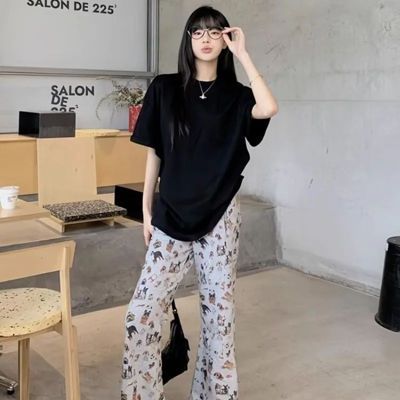   패션 여름 스포츠 티셔츠 여성의 느슨한 반팔 트럼펫 바지 캐주얼 투피스 세트 여성 의류