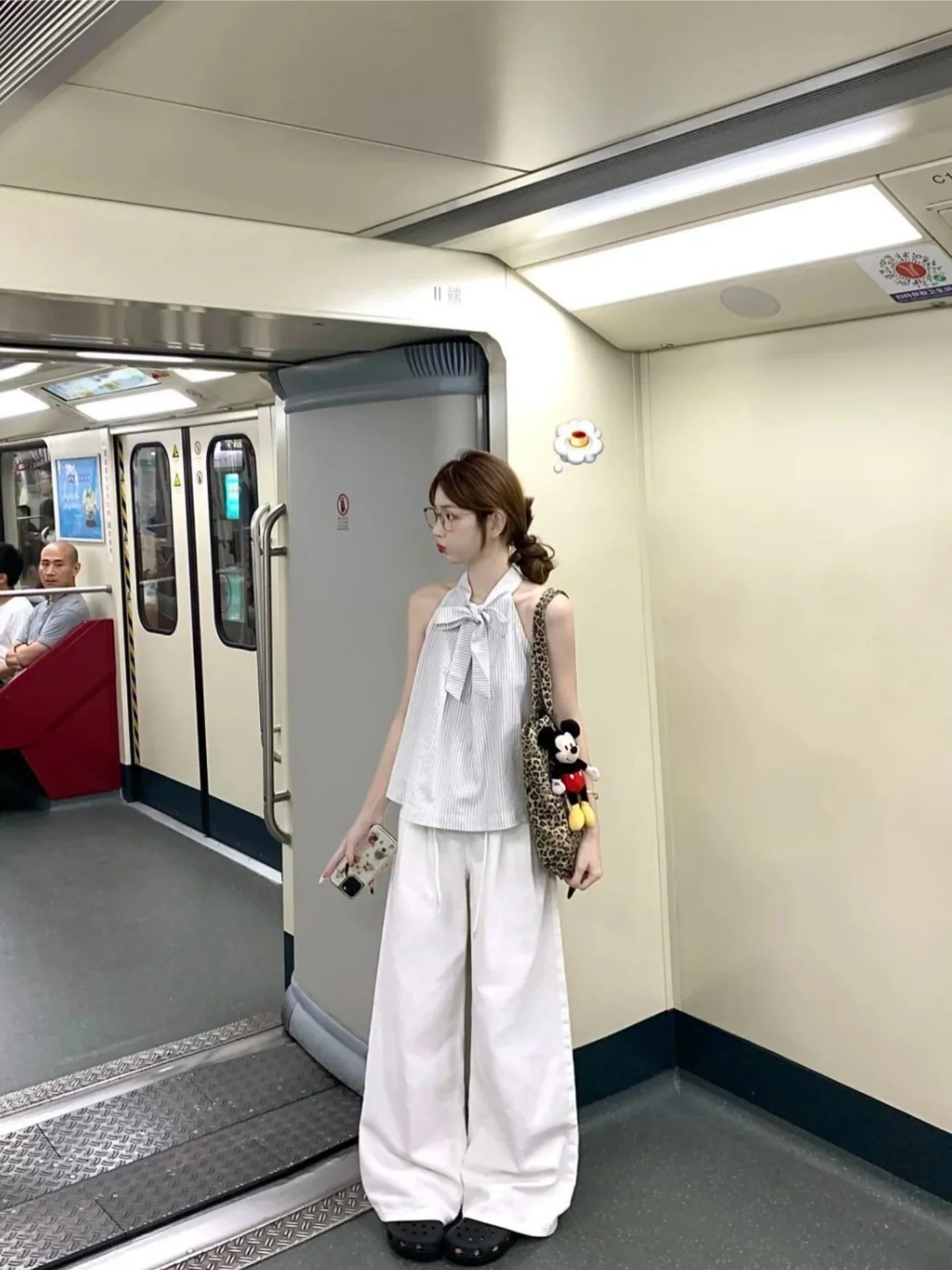 

Korean Lady Sle Summer Set Women's Svel Striped Ne Hanging Wide Leg Pants High Waist Slimming Top And Bot