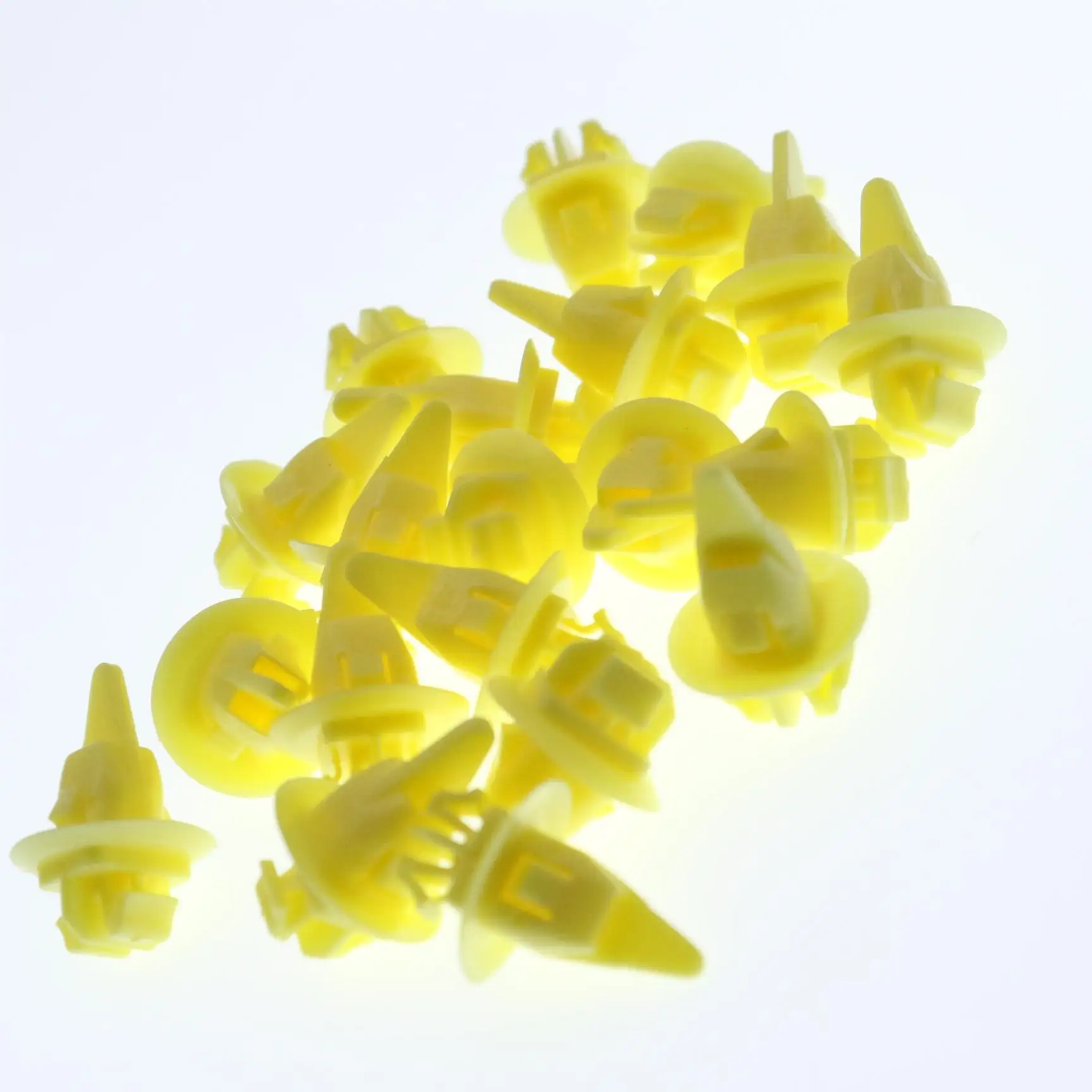 

20pcs Yellow Nylon Bumper Fender Wheel Trim Moulding Clip Fasteners Fit Mazda Lexus Toyota Isuzu Side Skirt Retainer 90467-11100