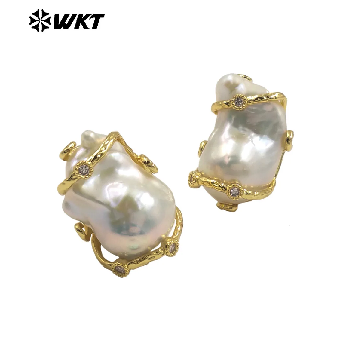 WT-MPE149 Wholesale New Style Natural Baroque Pearl Earrings Gold Plated With Cubic Zircon Random Size For Valentine's Day Gift