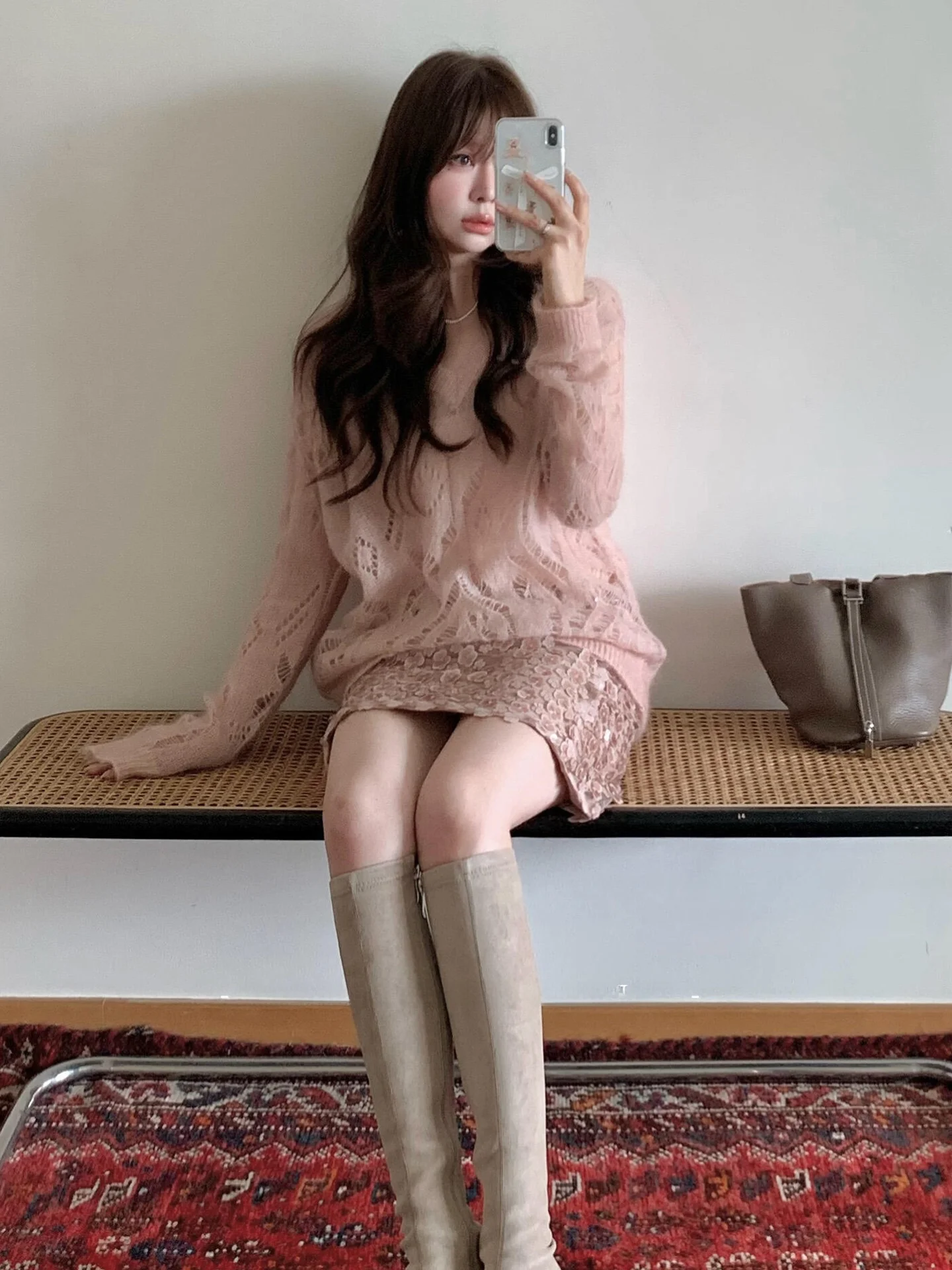 

Женский элитный комплект из трикотажного топа и юбки с v-образным вырезом, осенний костюм из двух предметов из дышащего полиэстера Ele Sle