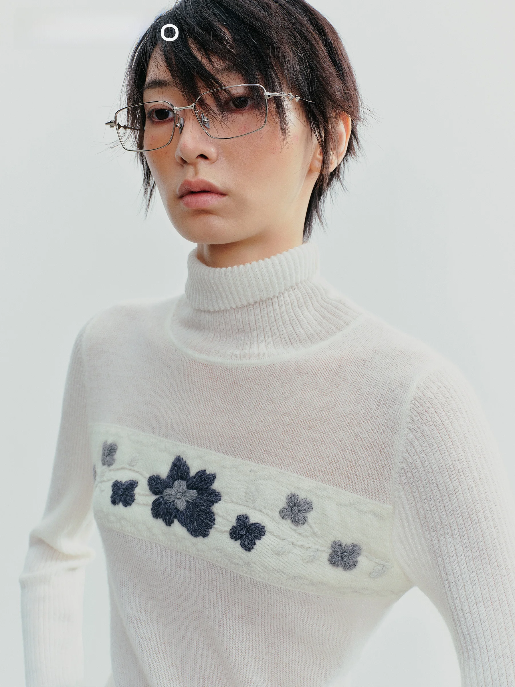 

VERMO зимний чисто белый тяжелый свитер из шерсти альпаки с вышивкой, базовый слой, женский модный вязаный свитер с высоким воротником, длинный све