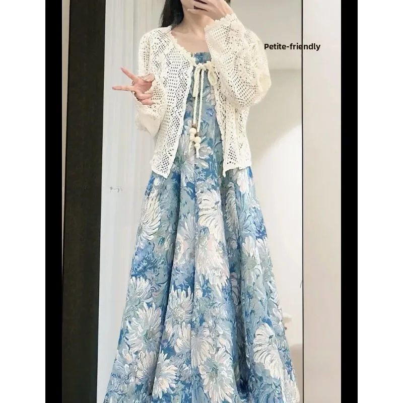 Długi szlafrok damski z retro kwiatowym wzorem, modelujący sylwetkę, z efektem wodnego tuszu, nowość na lato 2025.