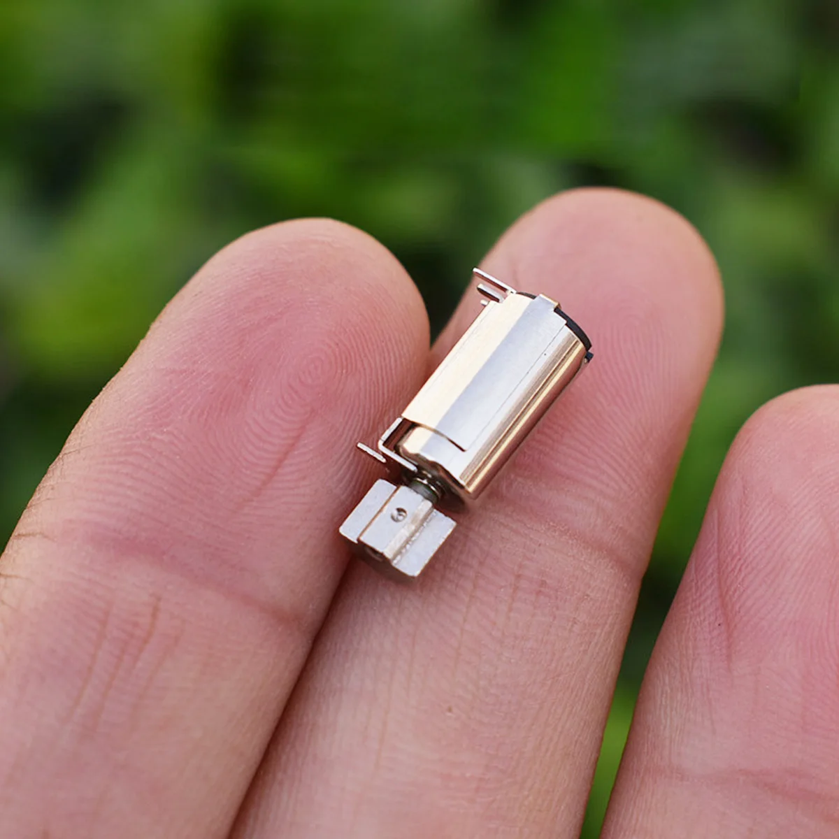2PCS Mini 612 Coreless Vibration Motor Mini 6mm Vibrator DC 3V VR Massager Toothbrush Motor Waterproof Electric Motor