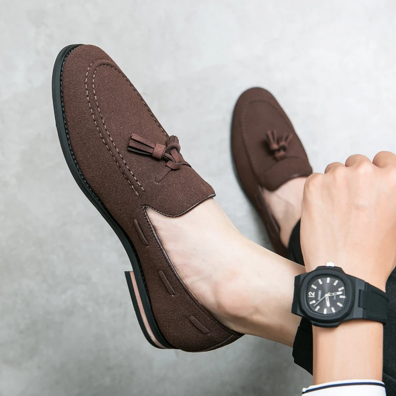 Spring High-quality Suede Men Shoes Slip-on Loafers Brown Nubuck  Shoes Driving Shoes Comfortable Soft-soled Tassel Casual Shoes