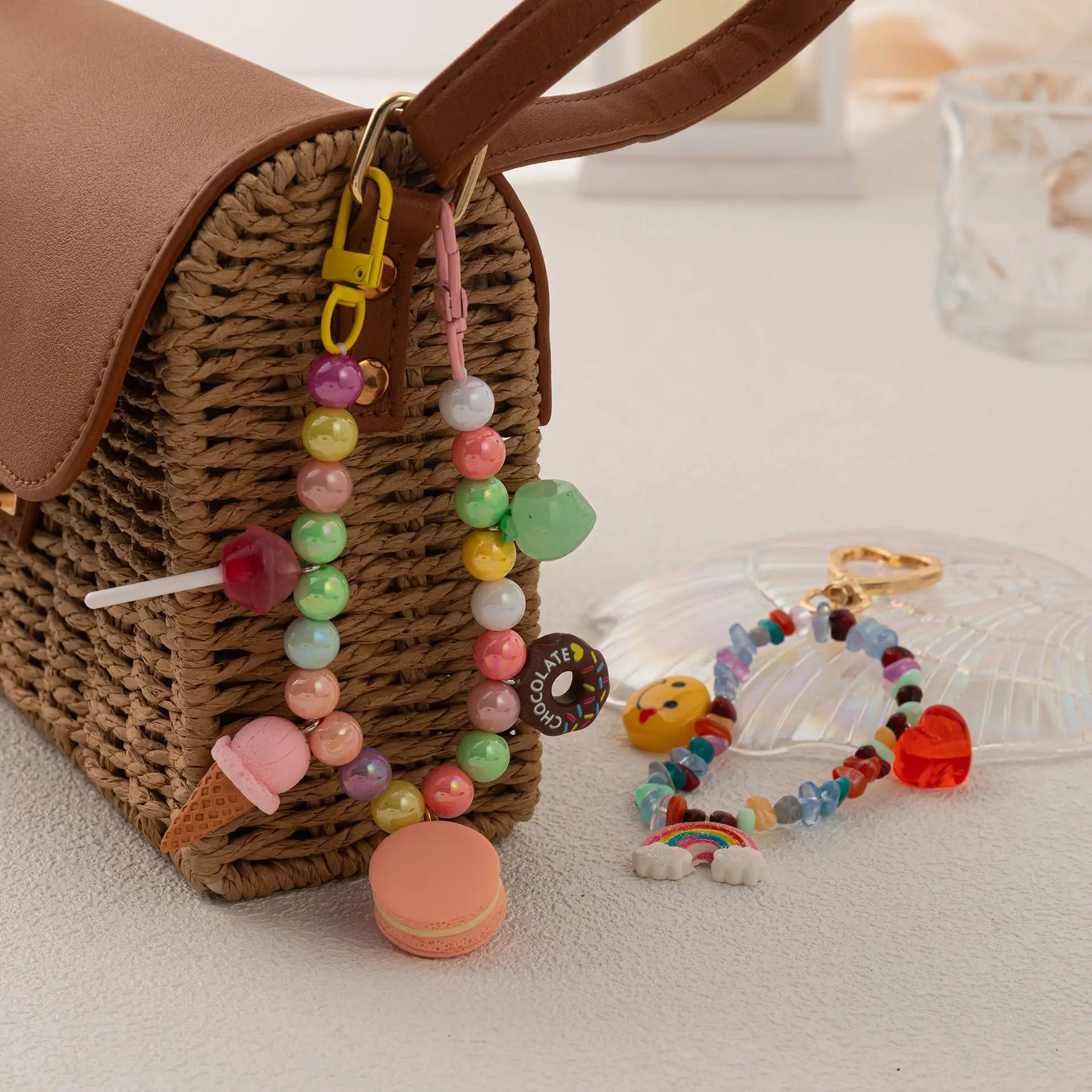 

New colored bead acrylic teddy bear bag chain pendant with gold plating for women