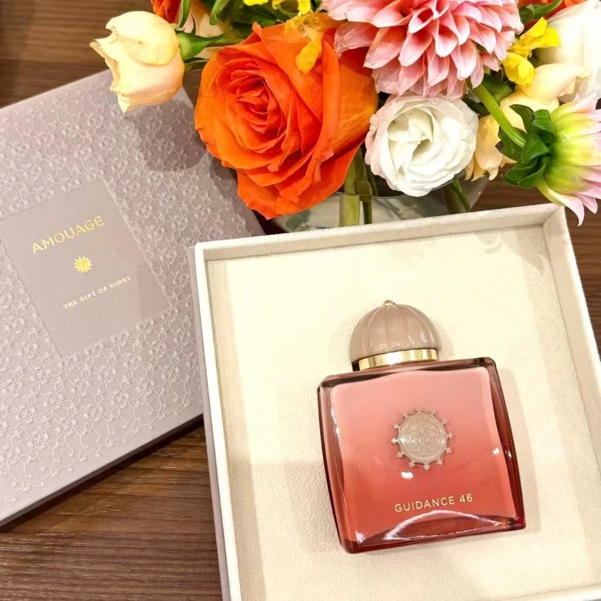 100ML 고품질 브랜드 향수 여성용 고급 바디 미스트 신선하고 자연스러운 꽃과 과일 향 데이트에 적합