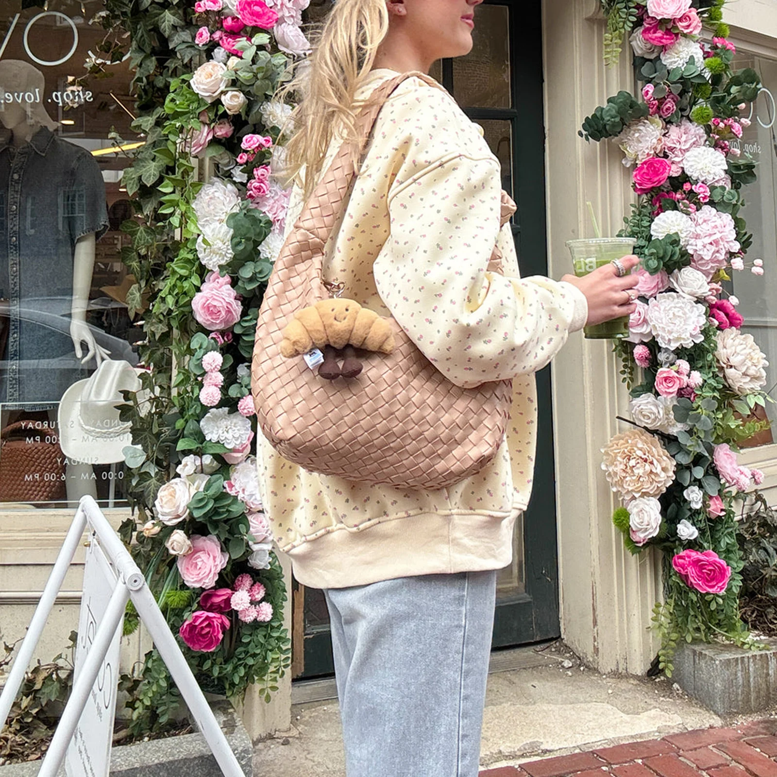 

Женские осенне-зимние свободные толстовки с эстетическим цветочным принтом Y2K, толстовки с длинным рукавом и круглым вырезом, пуловер большого размера, топ