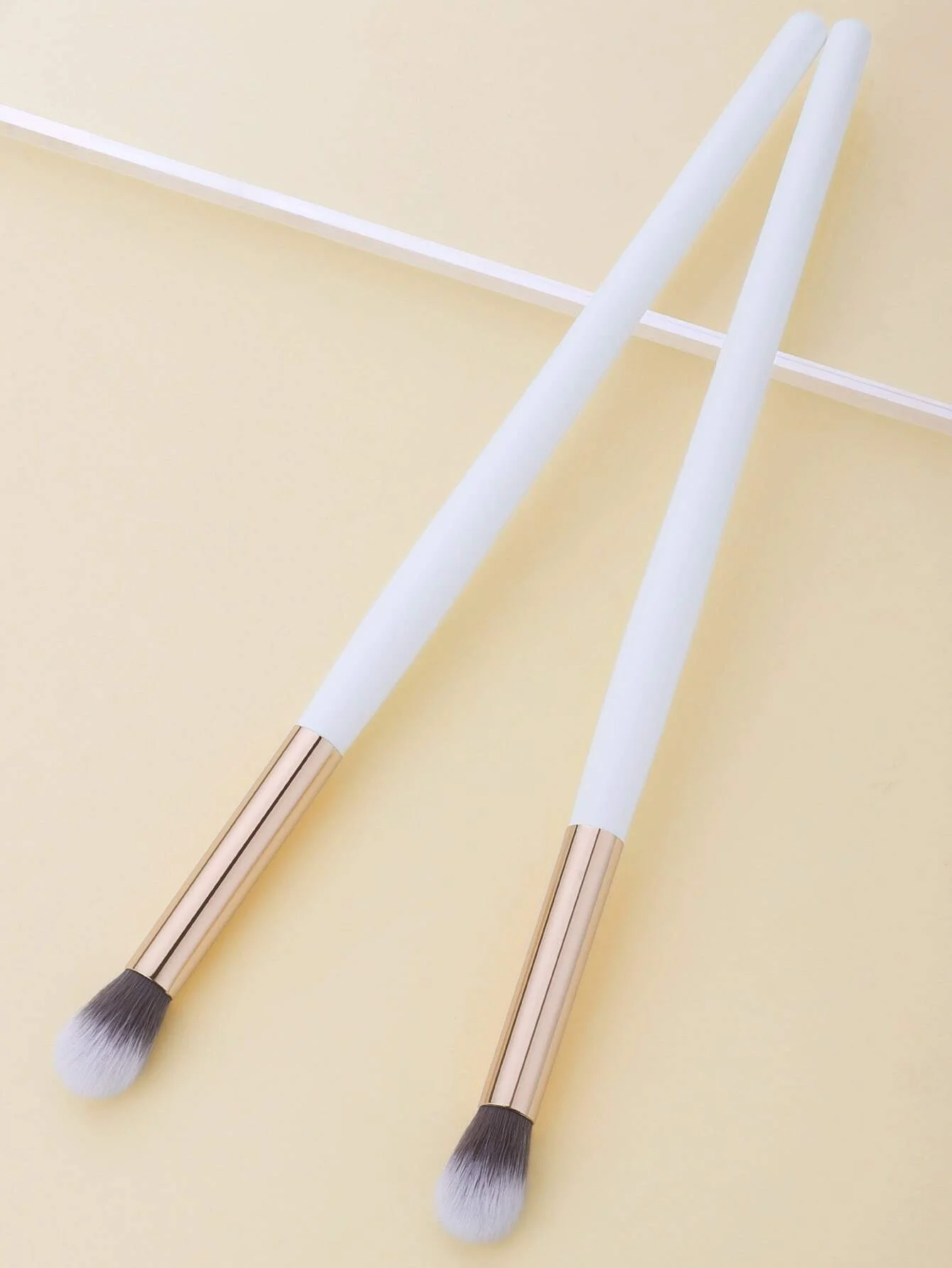 2 pièces de douille pour les yeux en platine, détails pour mélanger les pinceaux de maquillage, Black Friday