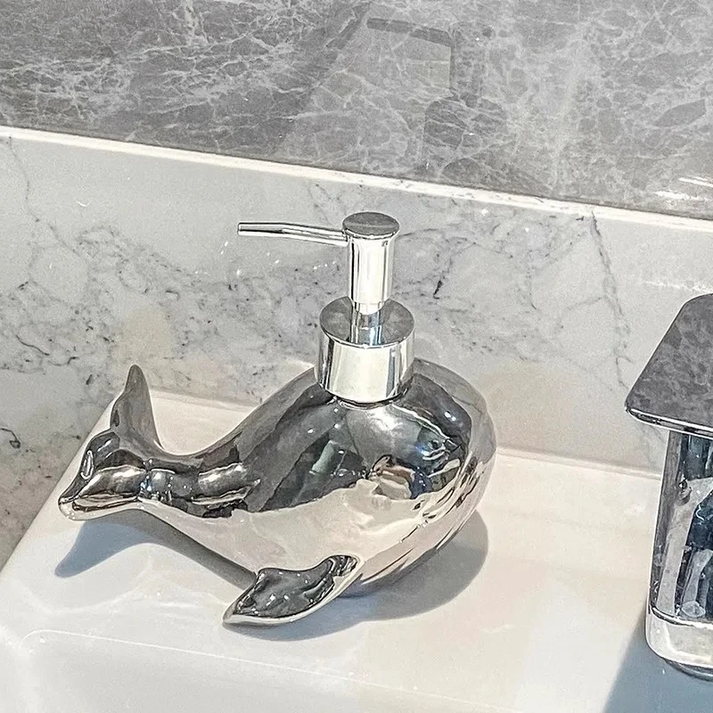 Creative Ceramic Whale Lotion Bottle Household Soap Bottle Shampoo Shower Gel Bottle Hand Sanitizer Bottles Bathroom Supplies