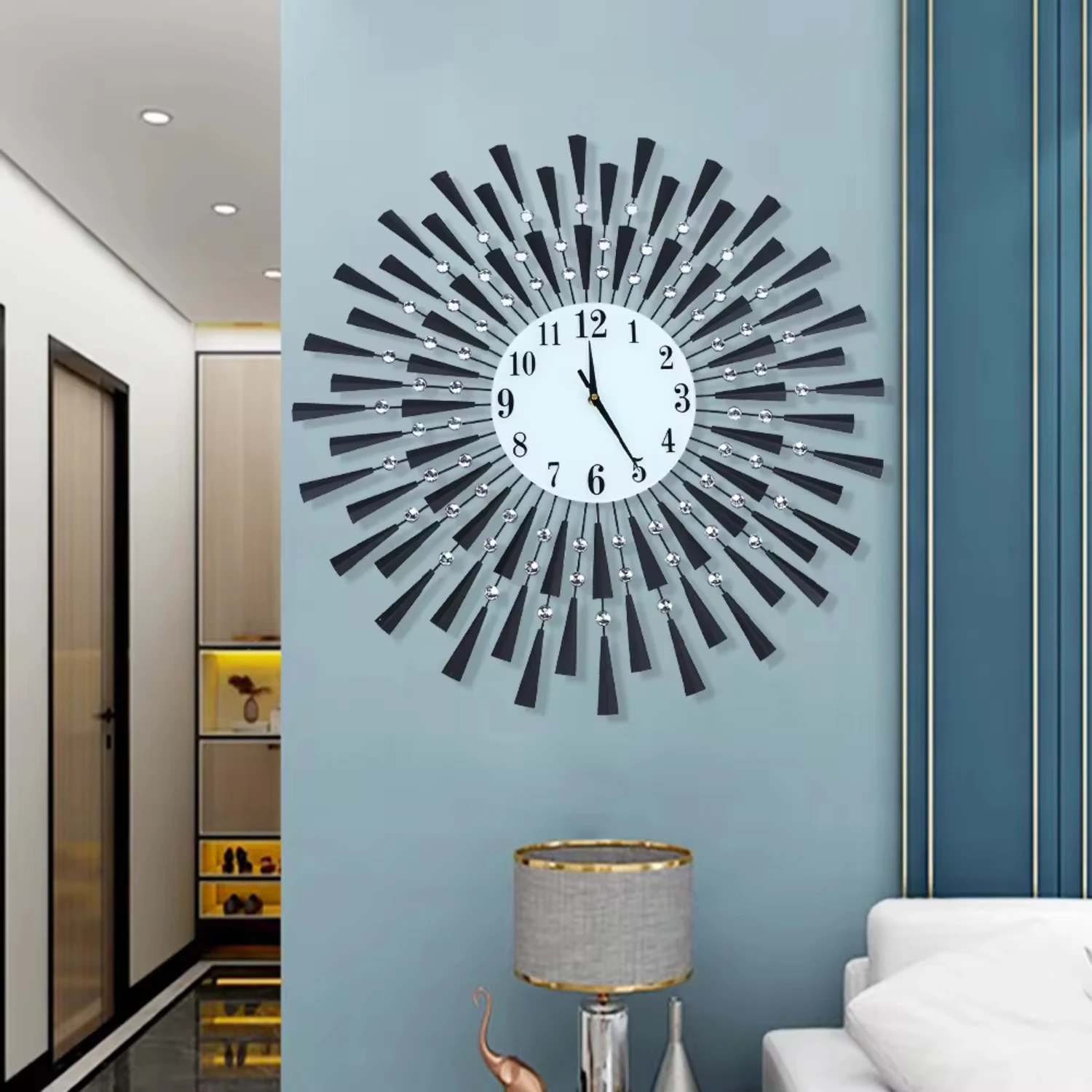 

Modern Black Silent Wall Clock Battery Operated Non-Ticking Bedroom Kitchen Office Decorative Crystal Clock Wall Decor