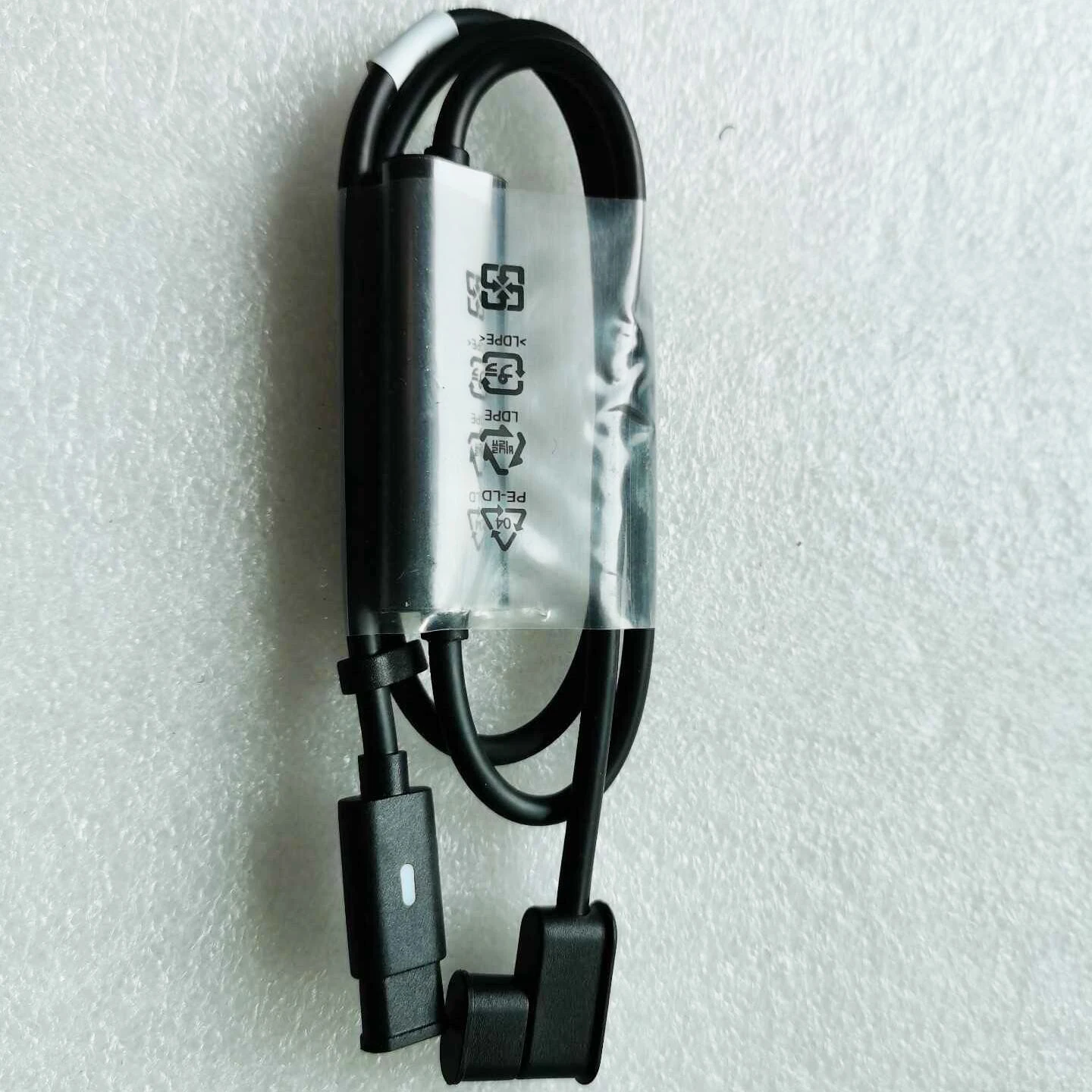 مُوصل USB-C من النوع C الأصلي لمحول Dell Power Bank Plus PW7015M: تقييم شامل ودليل عملي للاستخدام الفعّال
