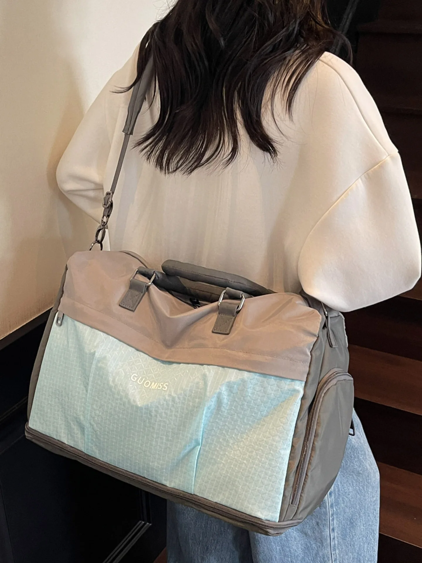 women's-short-trip-lightweight-large-capacity-travel-bag-handbag-shoulder-bag-crossbody-bag-portable-bag-for-outdoors