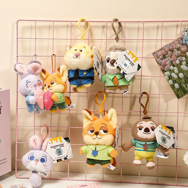 

Miniso Disney's genuine Zootopia Judynick Plush Pendant Keychain Plush Pack Pendant