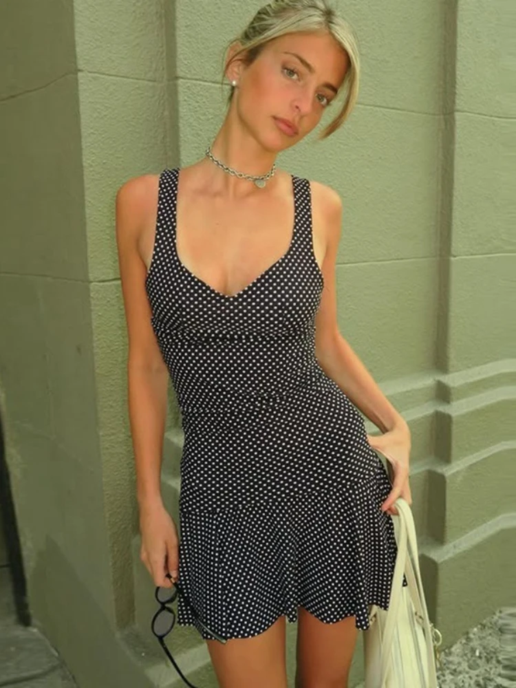 

FDYOUI сексуальное женское вечернее клубное платье в горошек, одинаковые комплекты из двух предметов, 2026 женские топы на бретелях + мини-юбка, костюм, черная уличная одежда