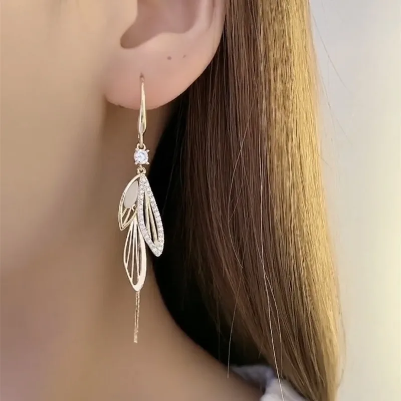 Luxury Fashion Dragonfly Wings Zircon Opal Long Tassel Dangle Earrings for Women Personalized Girlfriend Birthday Party Jewelry