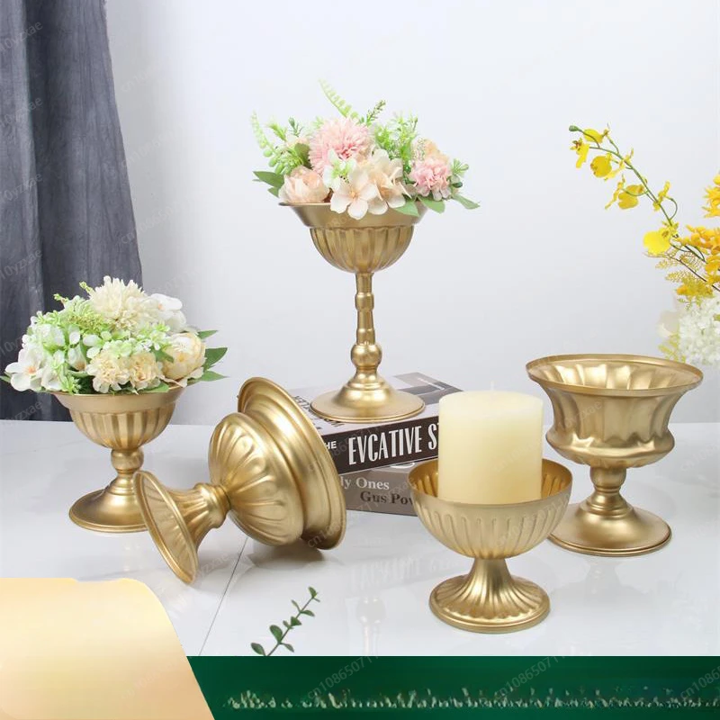 

European-style Metal Flower Arrangement Vase, Light Luxury High-footed Wrought Iron Wedding Candle Holder Tabletop Ornament