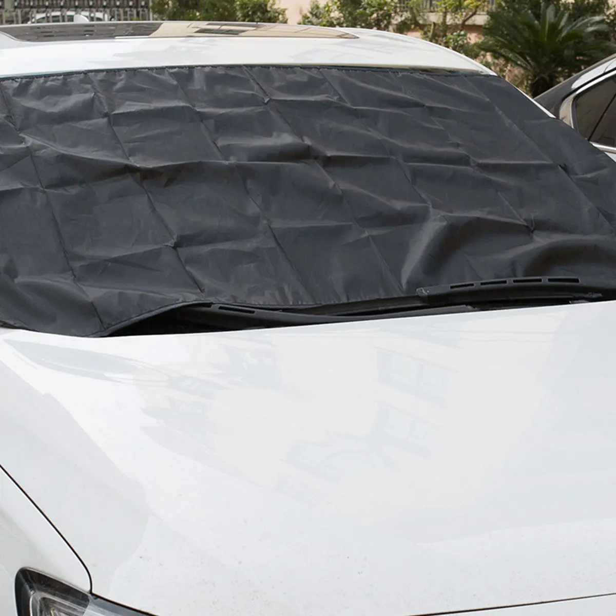 

1Pcs Car Front Windscreen Cover Automobile Sunshade Cover Snow Sun Shade Waterproof Car Cover 200*70cm