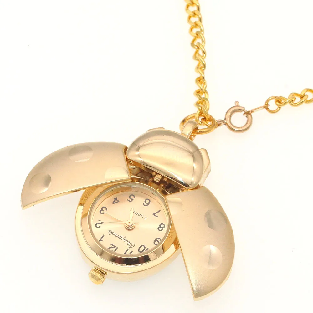 Novo relógio de estudante, joaninha dourada, relógio de colar feminino, relógio pendurado de concha, relógio de quartzo