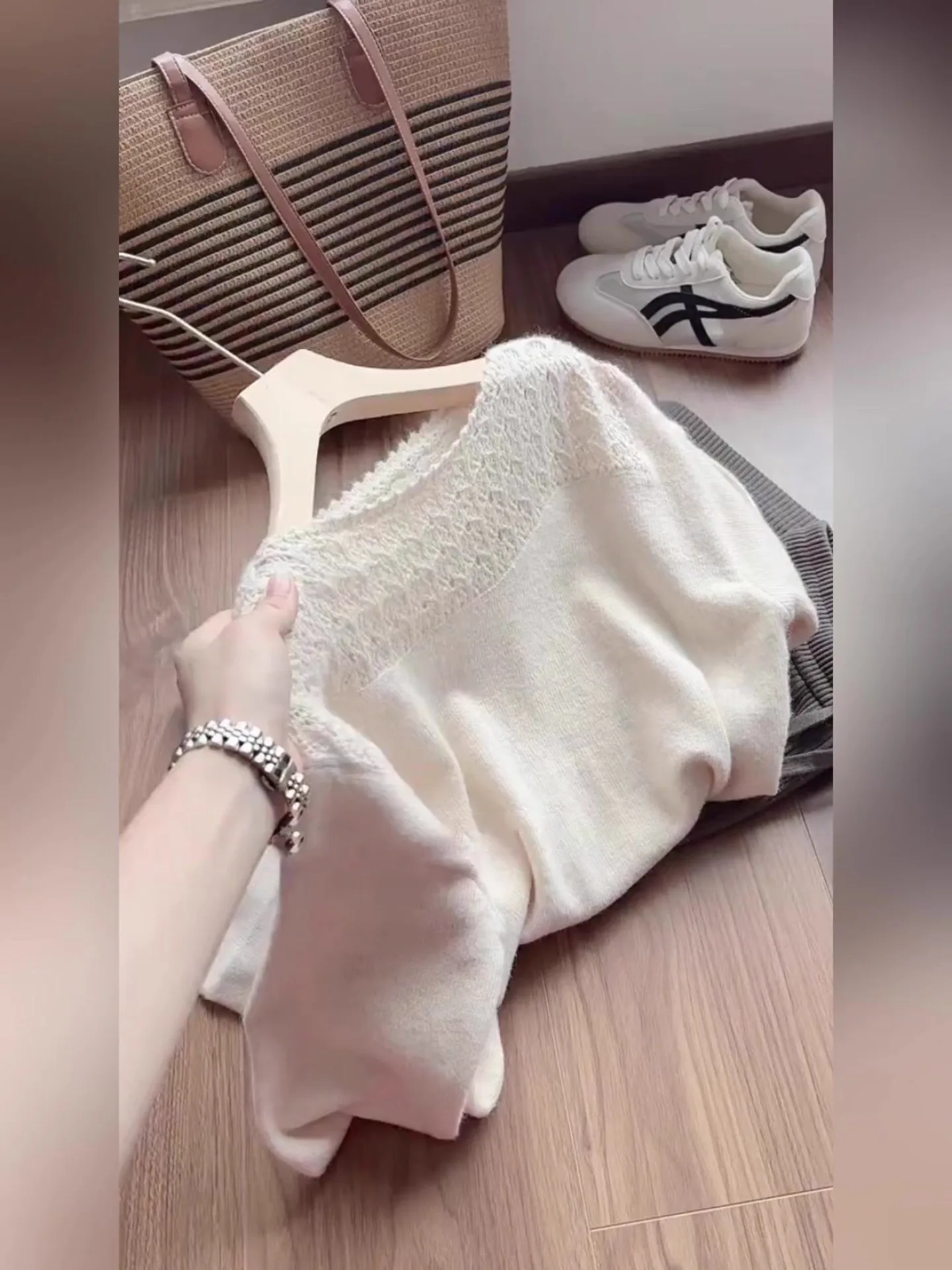 

Large Size Hollow Knitted Sweater Women's Loose Long Sve Casual Sle Comfortable Soft Feel Autumn Winter New Arrival Tren...