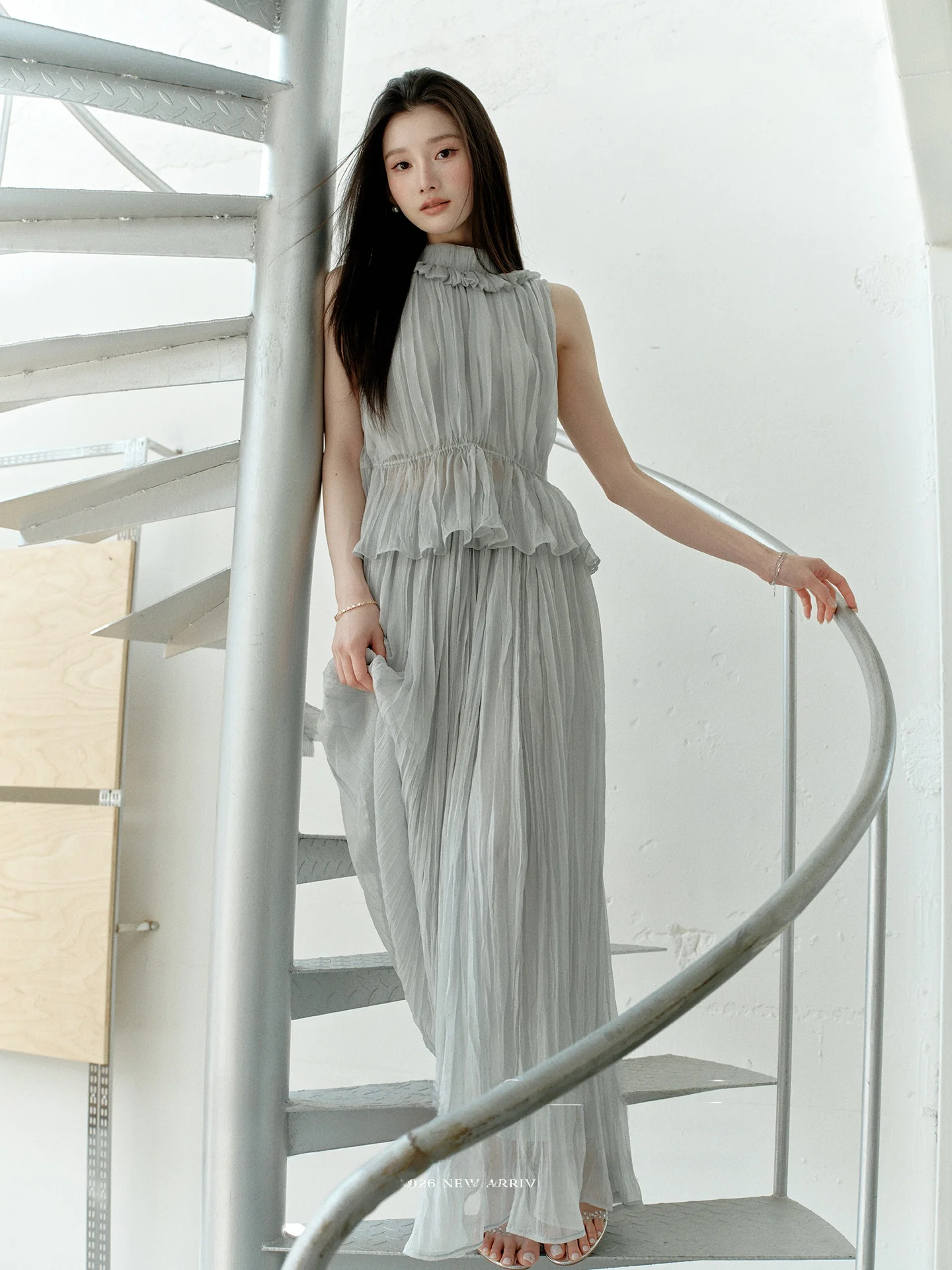 

Elegant Light Blue Smoke Powder Mist Top Skirt Set Women's Fashion Summer Collection High Waist Midi Skirt Shirt Style