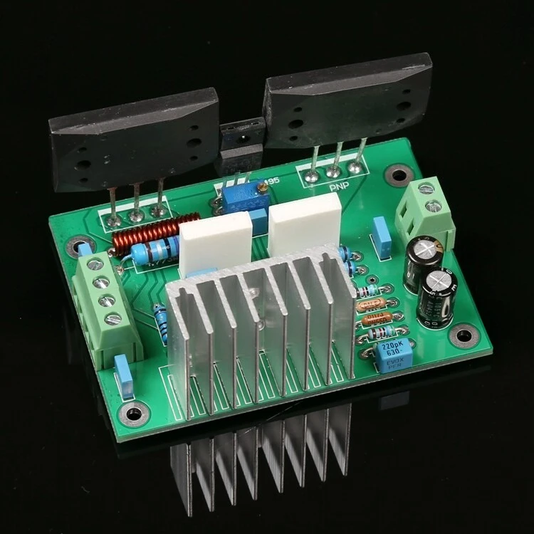 desmontaje-del-postamplificador-de-doble-canal-1342v-150w-2