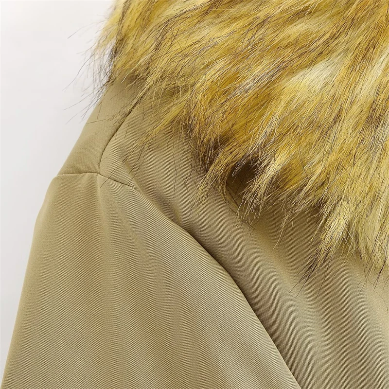 Abrigo de invierno acolchado con cordón en la cintura para mujer Chaqueta bomber de color caqui con cola de piel sintética