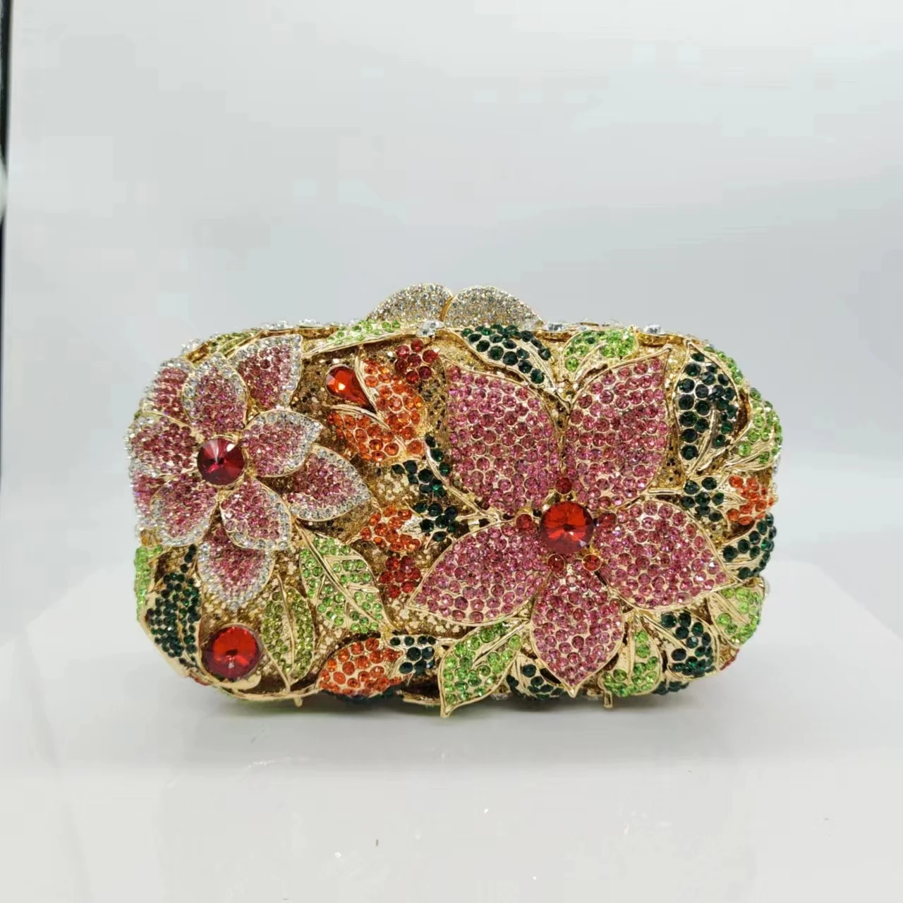 

Trendy Fashionable Luxury New Designed Diamond Rhinestone Evening Bling Wedding Bridal Clutch