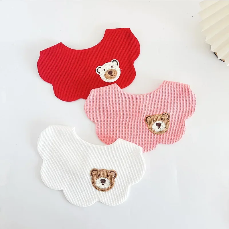 Cute Baby Bib Lovely Cartoon Bear Newborn Baby Bib Lovely Cotton Waffle Salival Towel Bib for Toddler Boy Girl Baby Accessories