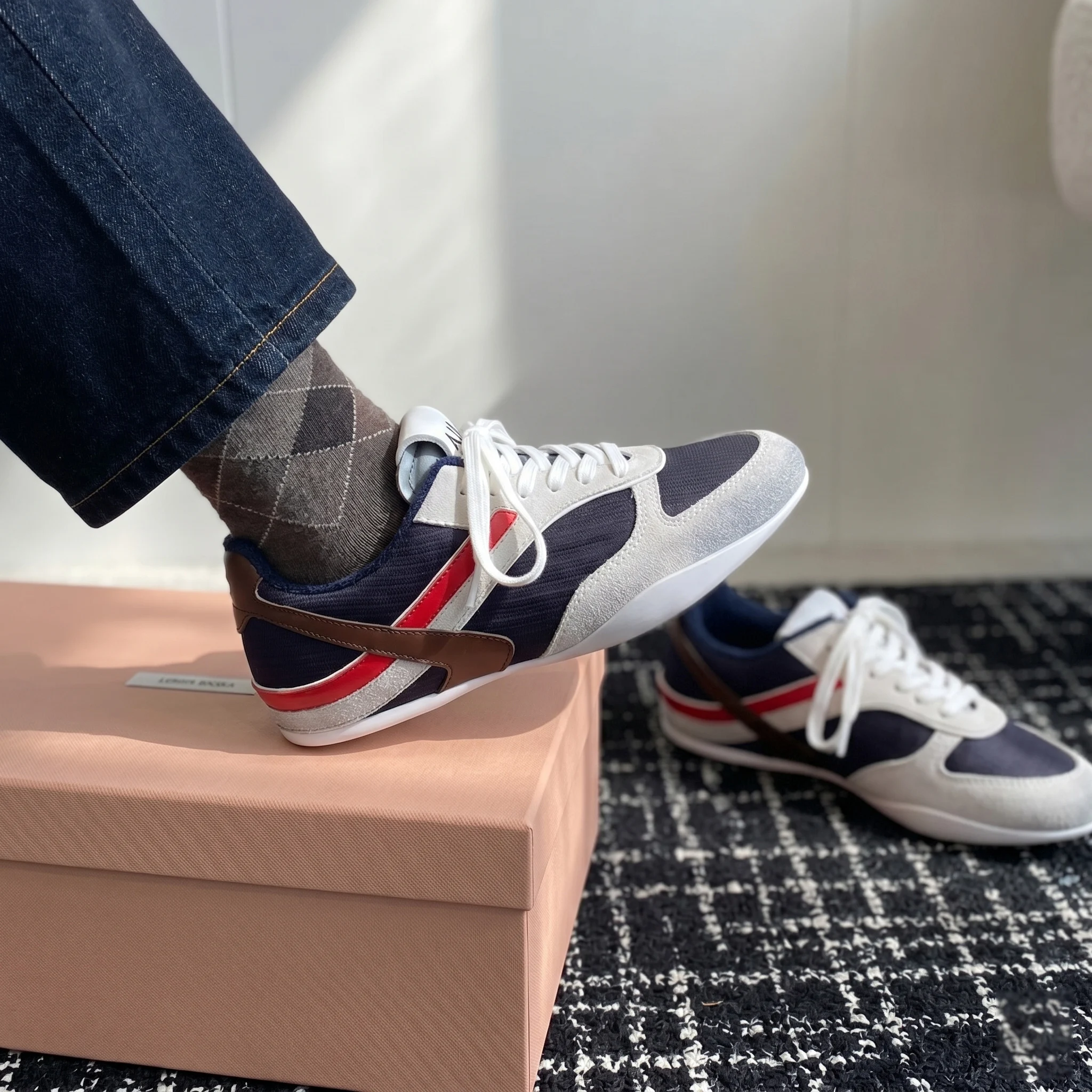 

2026 Retro Suede Shoes for Couples Vintage Patchwork Distressed Sneakers Unisex Lace-Up Comfort Flat His and Hers Gift
