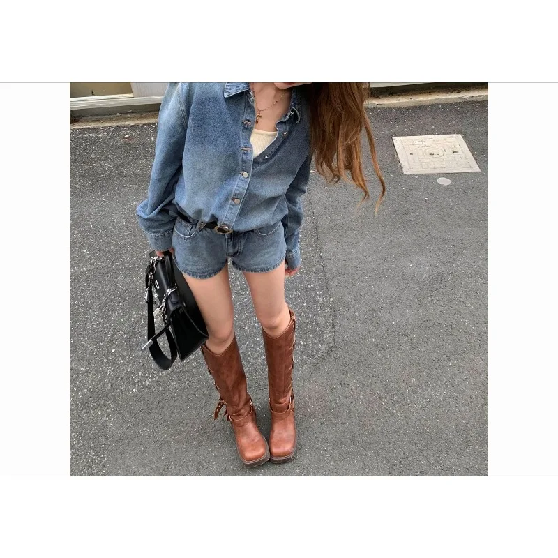 

Ретро-синий свободный джинсовый жакет и прямые шорты: летний женский комплект из двух предметов