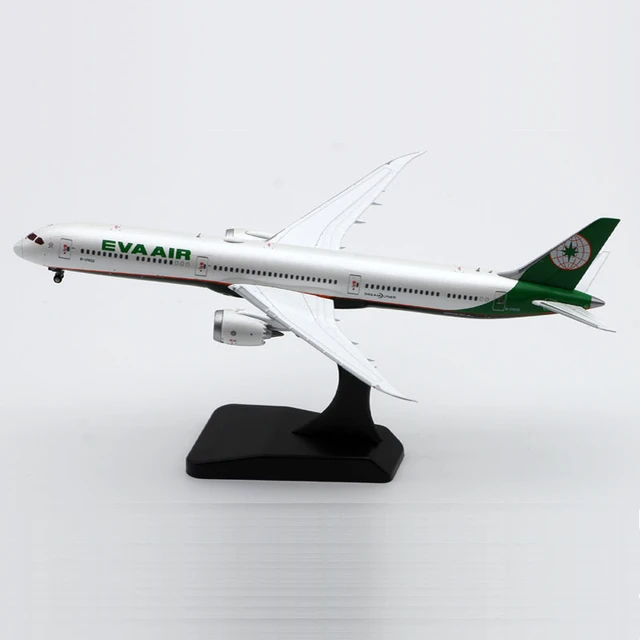 Diecast passenger planes on sale