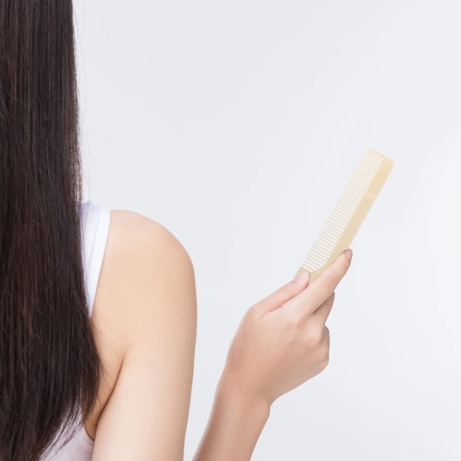 

Stylish Anti Static Acetate Comb Compact Pocket Size for Travel Gentle Detangling and Hair Styling Versatile Tool