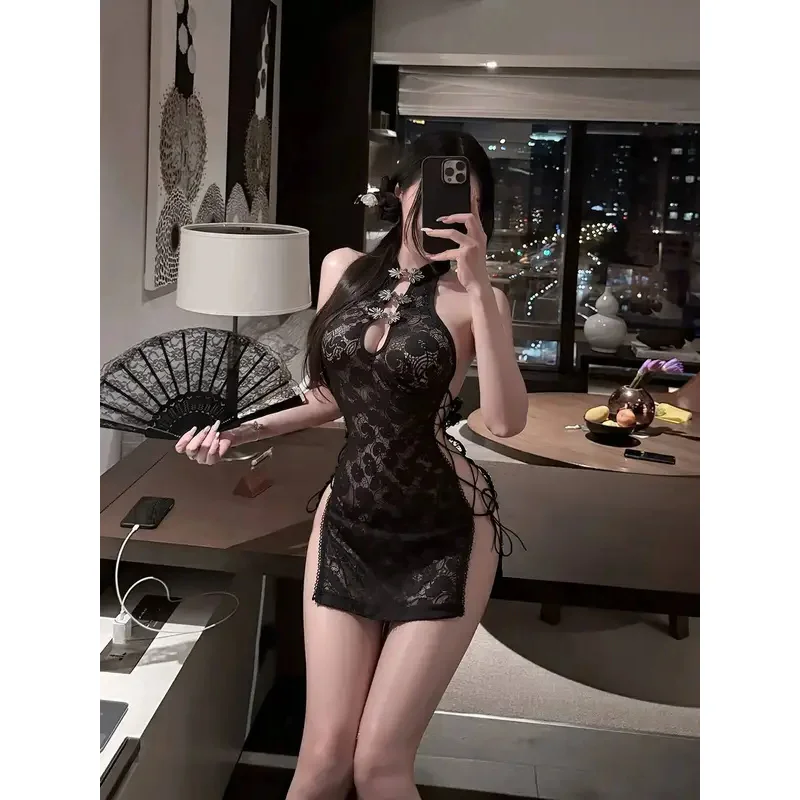 Vestido Sexy estilo ligeramente Cheongsam ahuecado, elegante, sin espalda, escote en V profundo, sin mangas, cuello colgante, Mini vestido envolvente a la cadera encantador