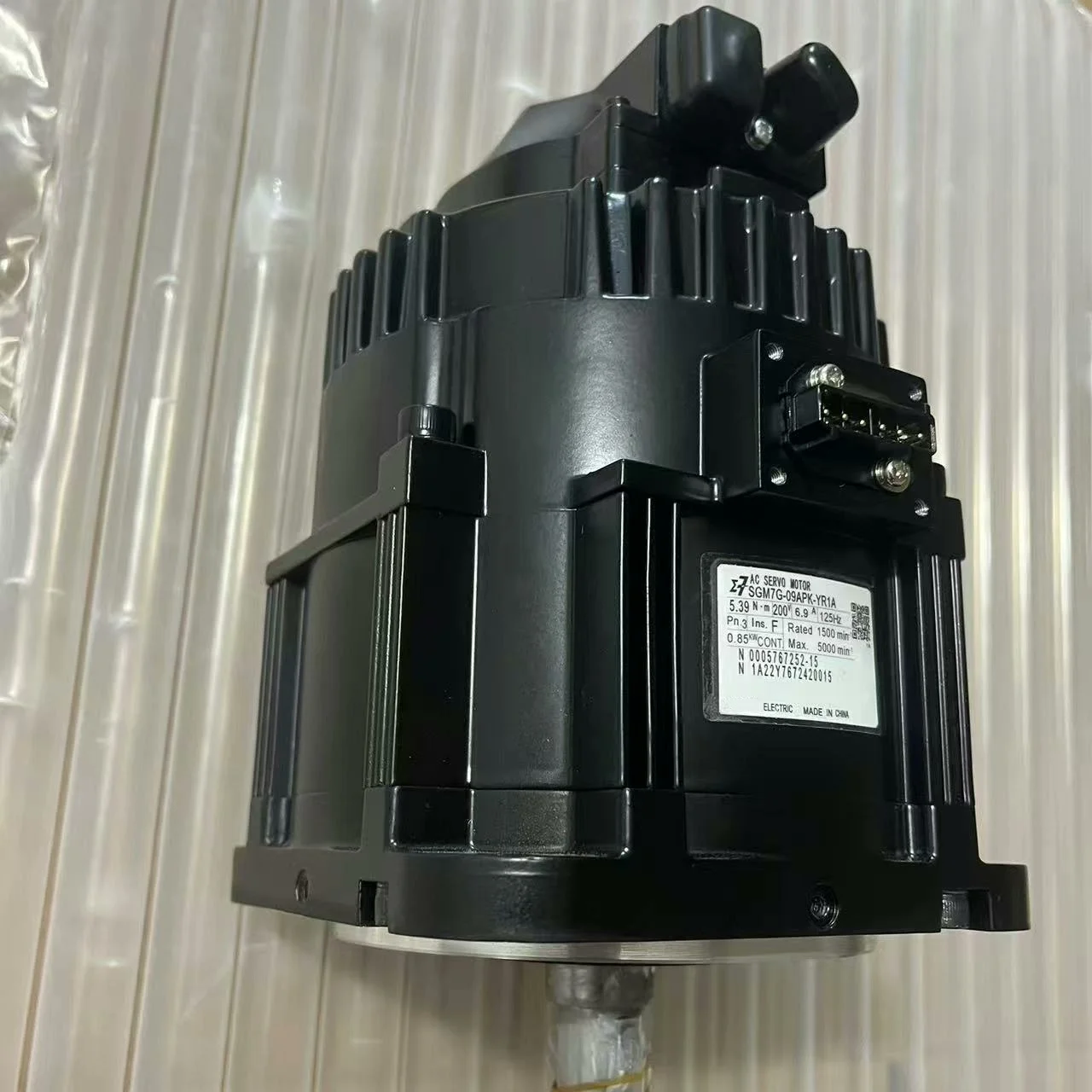 SGMPH-15AAE41D SGMPH-08AAE41D SGMPH-02AAE41D Servo Motor High Torque Precision CNC Robotics Automation Servo Motor
