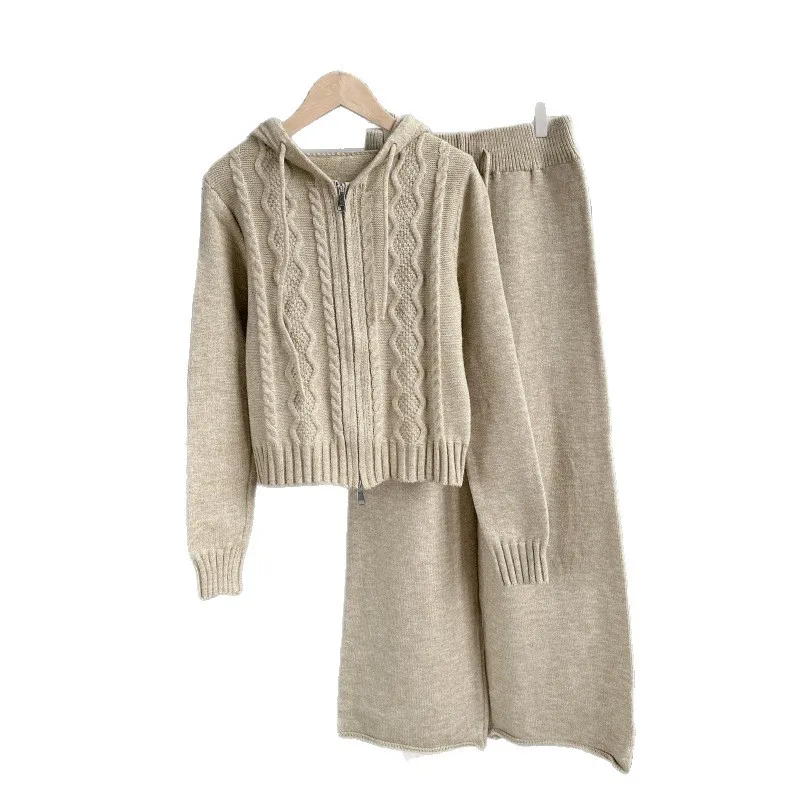 Retro Knitted Set for Women's Autumn and Winter New Style, High End and Elegant, Hooded Cardigan, Casual Pants, Two Piece Set