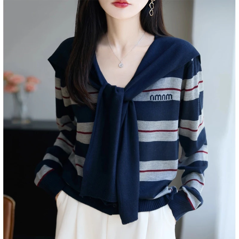 سترة محبوكة شال مخططة بألوان متباينة على الموضة الكورية 2025 خريف وشتاء موضة جديدة للسيدات بلوفرات بأكمام طويلة