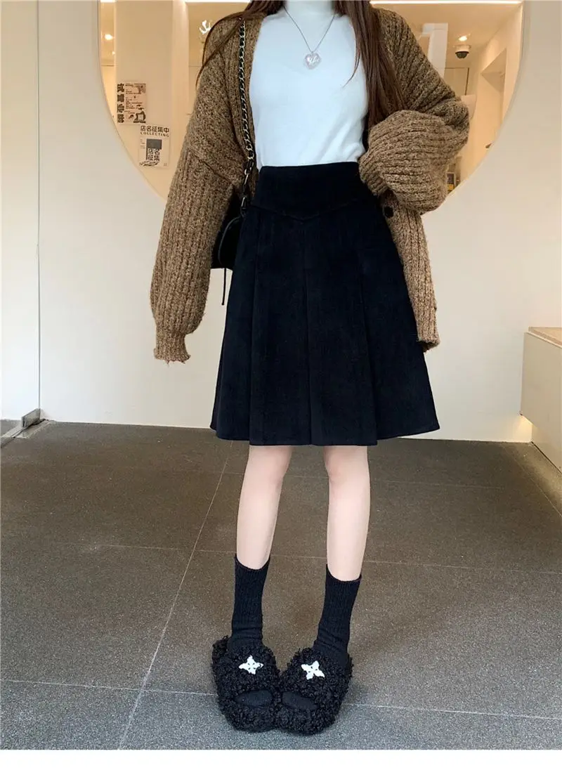 Skirt Half-body Skirt Women Autumn Winter New Middle Skirt To Knee High Waist Temperament Skirt  Corduroy Gentle