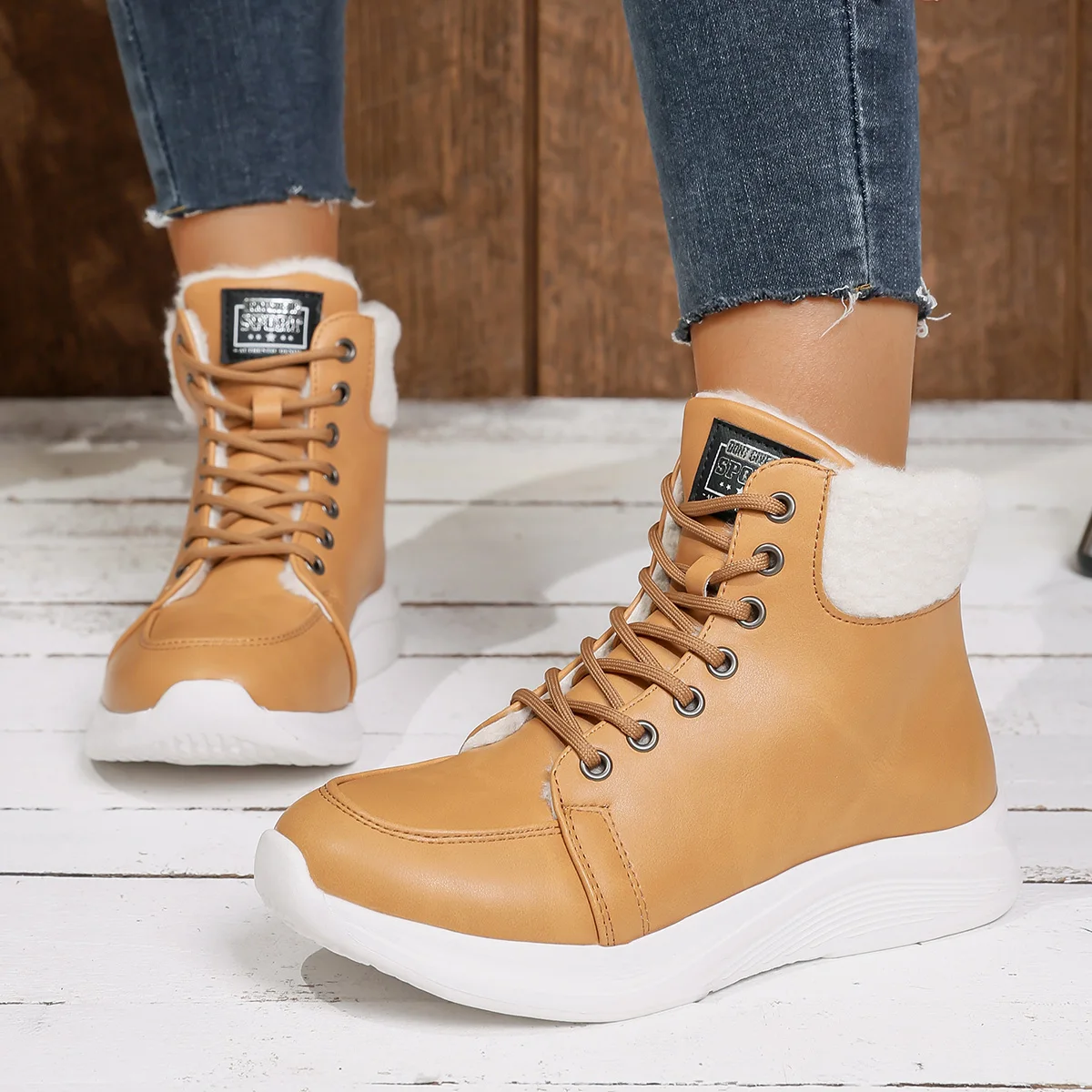 

Женские зимние ботинки, зимняя уличная женская обувь, теплая плюшевая повседневная обувь на меху, модные кроссовки на шнуровке, роскошные ботильоны на платформе