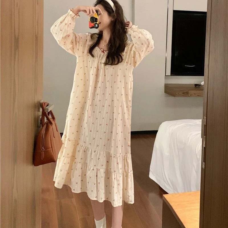 Camisón de cereza para mujer, ropa de dormir de manga larga, vestido de noche con volantes, ropa de dormir de moda coreana, vestido de pijama de una pieza para primavera, novedad de 2025