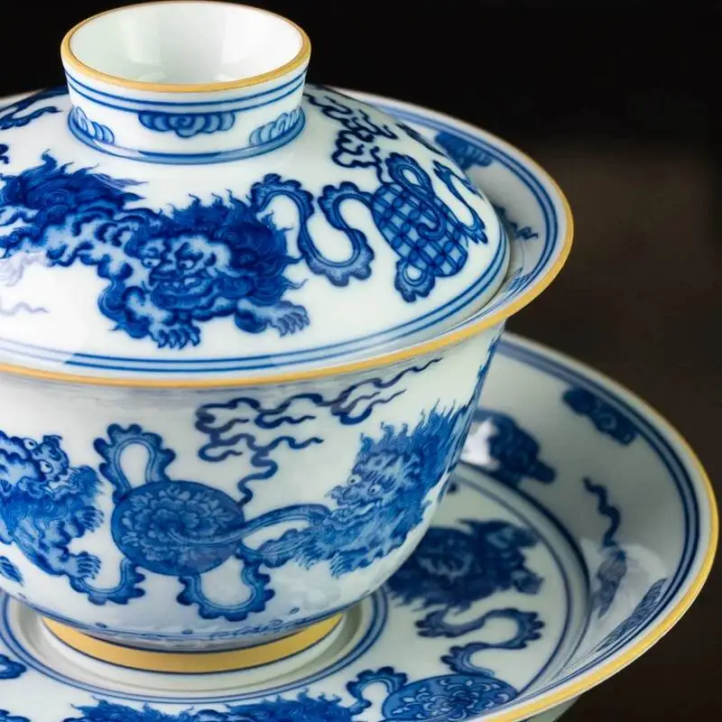 Holy Mountain Jingdezhen Blue And White Nine Lions Hydrangea Set Three-Talent Tea Cup Hand-Painted Ceramic Gaiwan