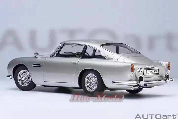 AUTOart 1:18 For Aston Martin DB5 Alloy Diecast Model Car Simulation Toys Boys Birthday Gifts Hobby Display Ornaments Silver