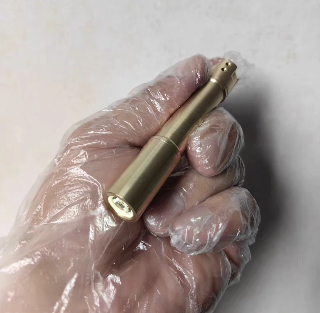 New Arrival Small Brass EDC Flashlight 10440 Lithium Batteries  (Send Out No Battery)