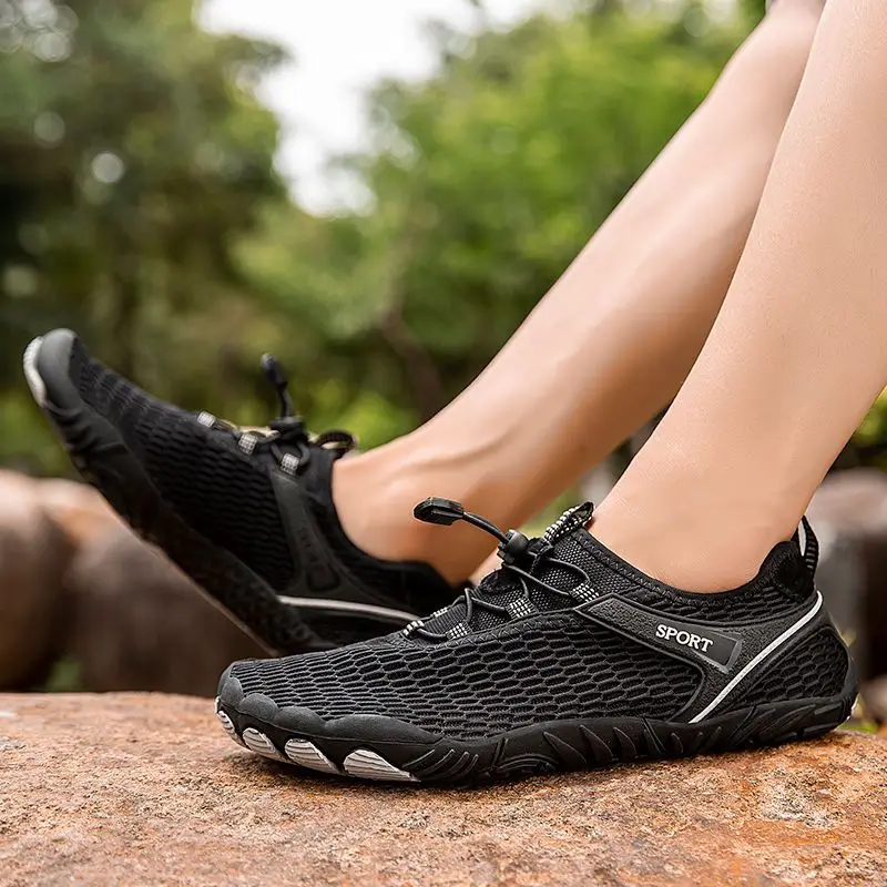 

Теннисные предложения Черные мужские повседневные кроссовки Низкие кеды Высококачественная обувь унисекс по акции Распродажа Уличная мужская спортивная обувь