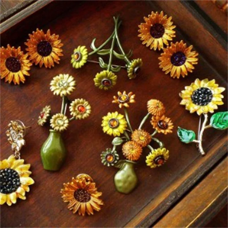 Vintage Sunflower Enamel Pin Brooches for Women Temperament Simple Floral Pins Brooch Fashion Party Jewelry Accessories Gifts