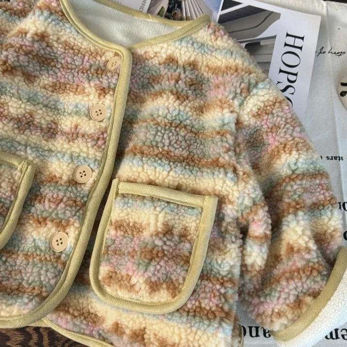 Casaco para Meninas 2025 Outono e Inverno Nova Roupas Infantis Estilo Coreano Casaco de Lã de Cordeiro Quente e Grosso com Listras