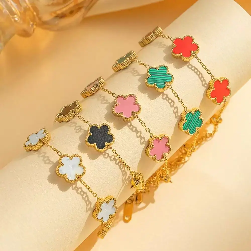 Fashionable And Exquisite Hand Five Leaf Petal Gold-plated Clover Women's Bracelet, Red, Black, Green, Women's Daily Wear Iewelr