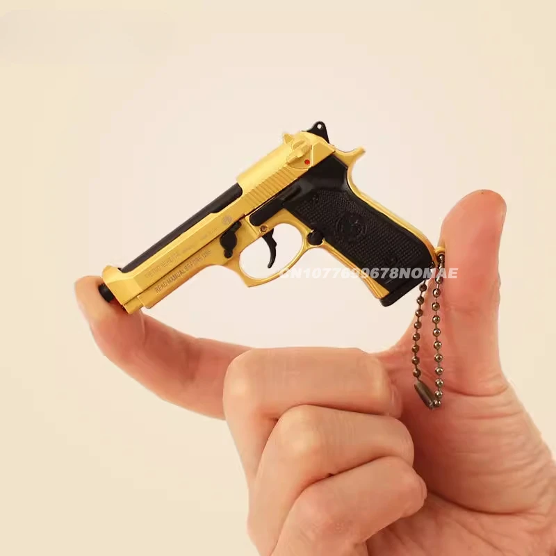 1:3 Detachable 1911 Toy Gun Model Keychain Metal Alloy Pistol Miniature Craft Pendant For Boys Adult Birthday Gifts 2024 New