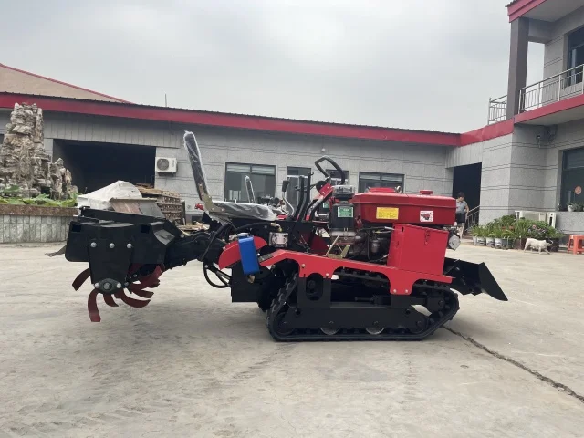 ماكينة زاحفة مطاطية صغيرة مصنوعة من المصنع/4 عجلات لجرار المزرعة لدفيئة البستان