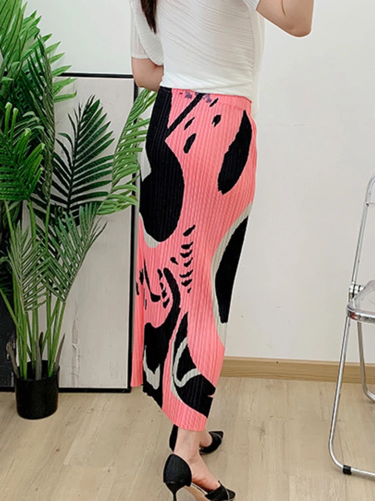 2022 Summer New Fashion Trend Elastic Fabric High Waist Knee-length Big Size Loose Printing Skirts Thin Women